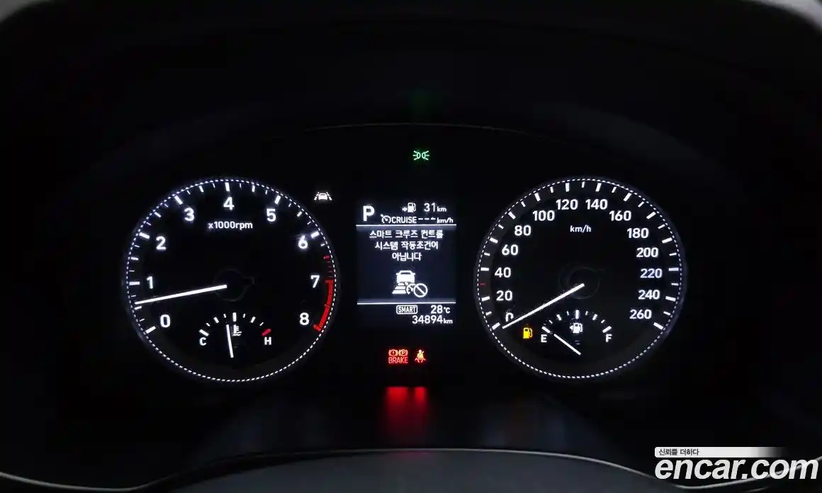 Hyundai Grandeur 2018 2.4 автомат (гидро), фото 11