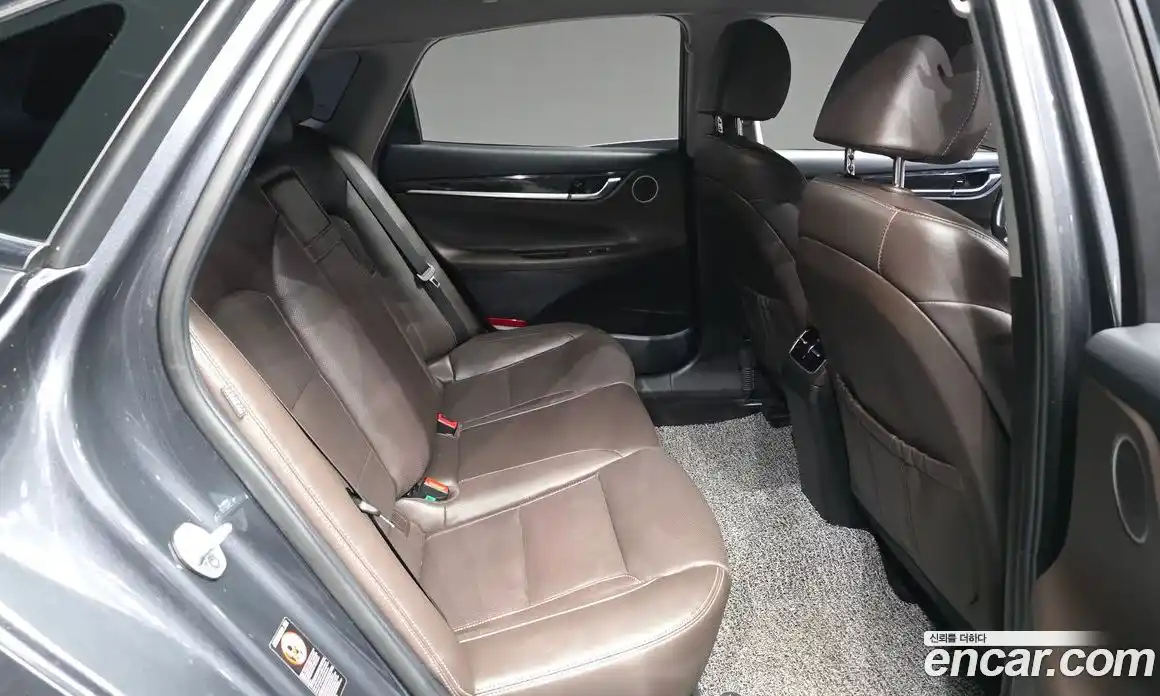 Hyundai Grandeur 2018 2.4 автомат (гидро), фото 18