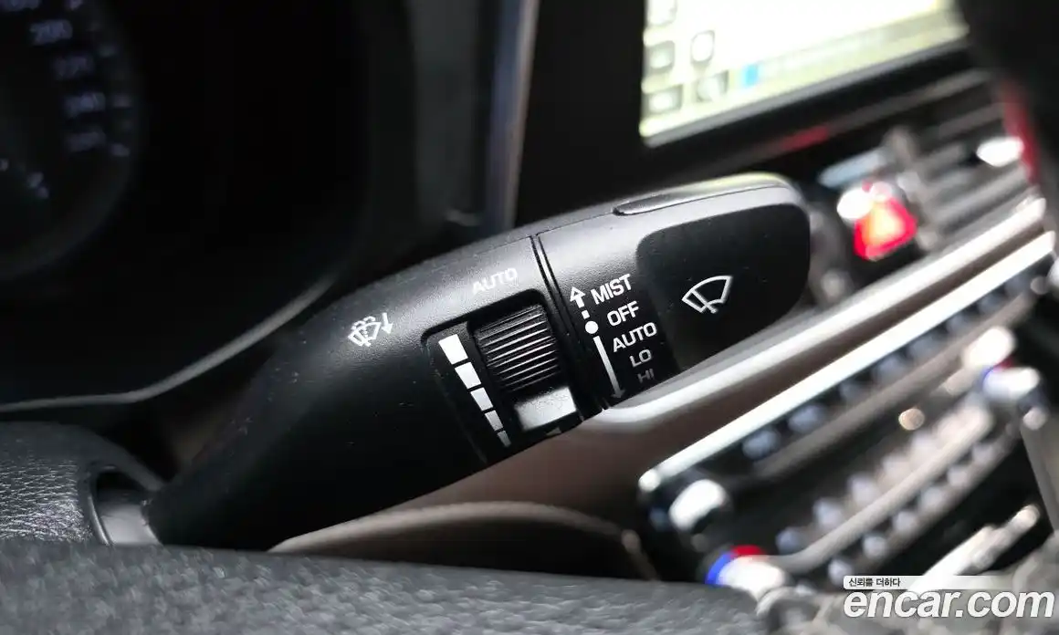 Hyundai Grandeur 2018 2.4 автомат (гидро), фото 28