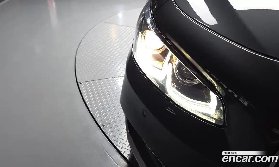 Hyundai Grandeur 2018 2.4 автомат (гидро), фото 8