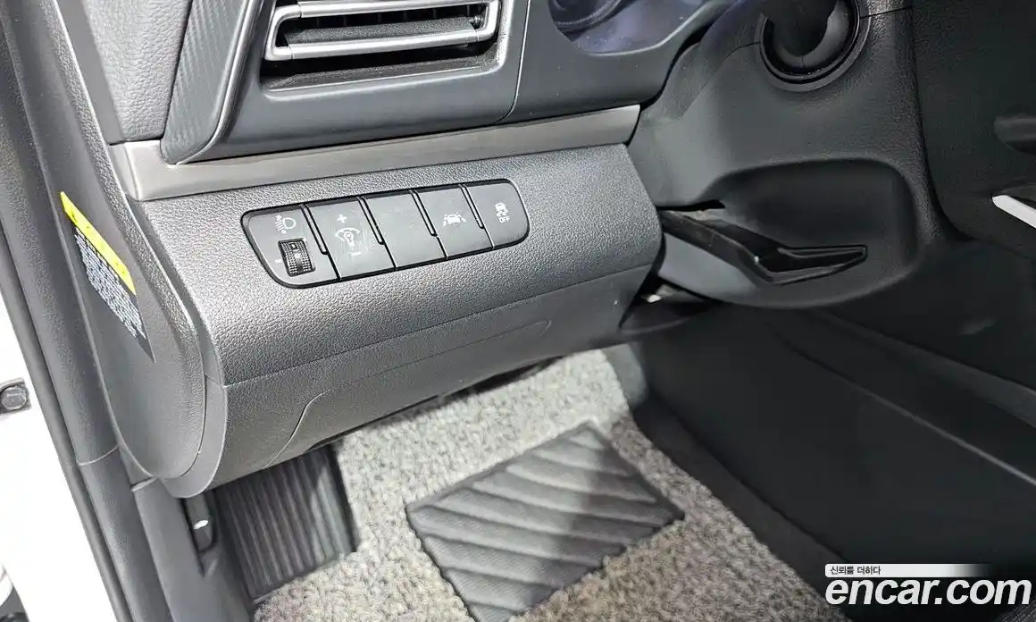 Hyundai Avante 2019 1.6 автомат (гидро), фото 25