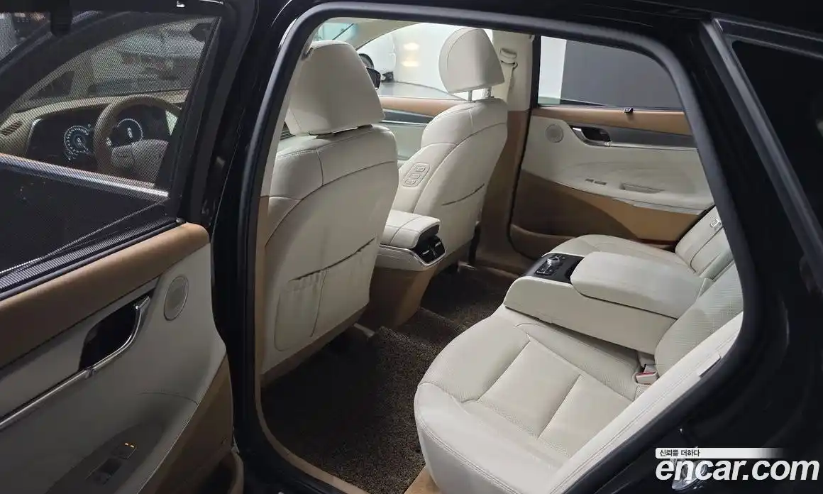 Hyundai Grandeur 2021 3.3 автомат (гидро), фото 11