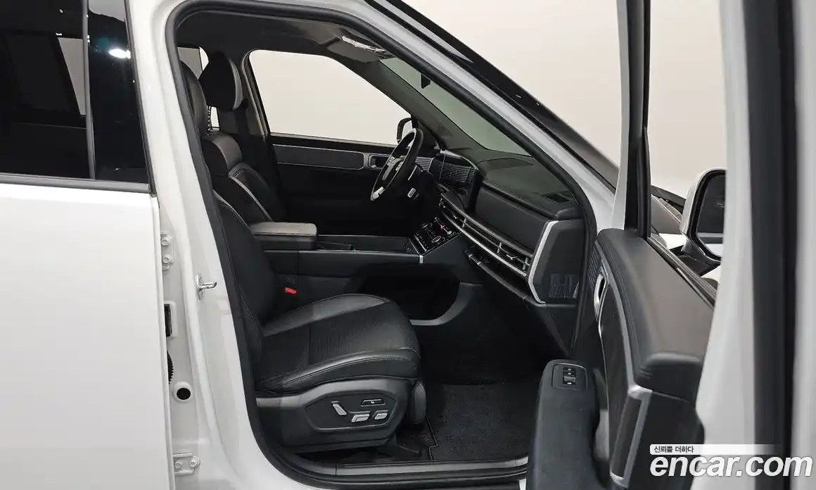 Hyundai Santa Fe 2023 2.5 автомат (гидро), фото 16