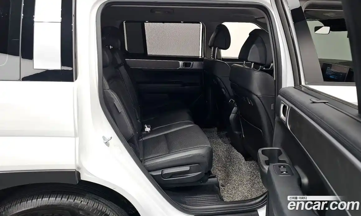 Hyundai Santa Fe 2023 2.5 автомат (гидро), фото 17