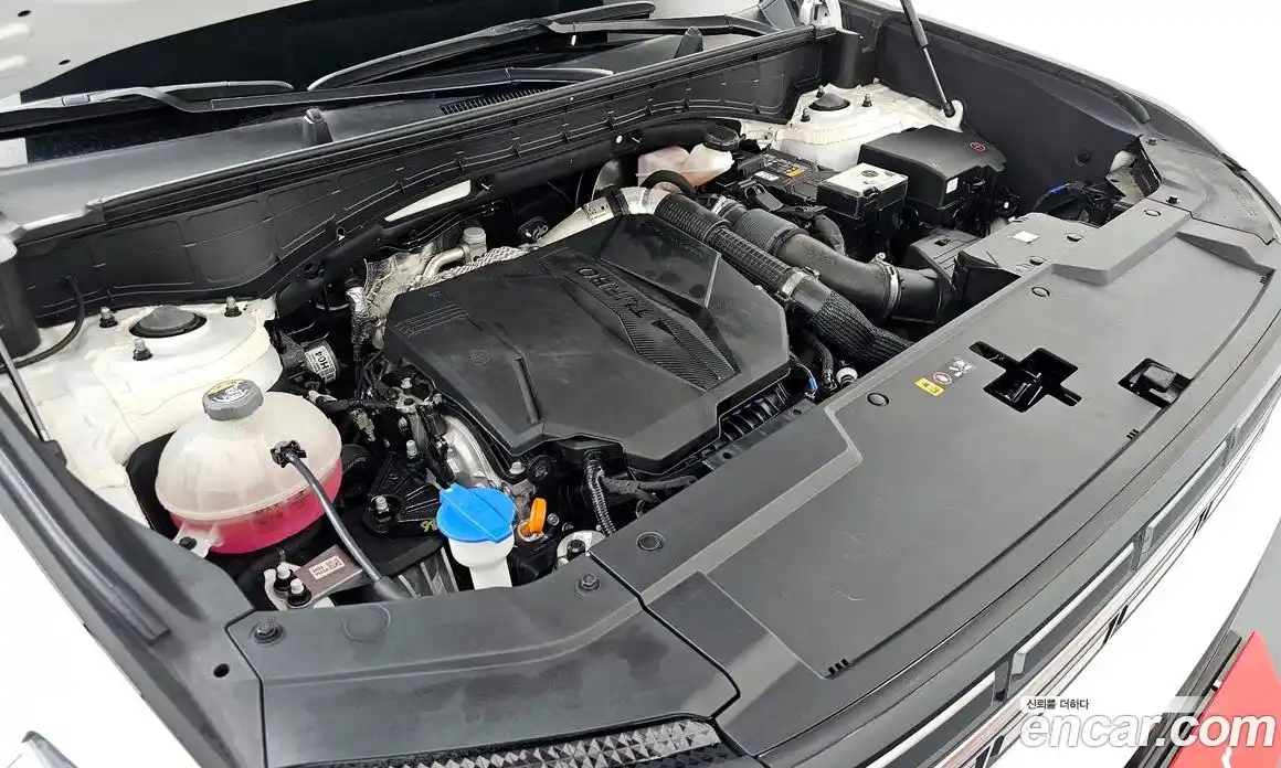 Hyundai Santa Fe 2023 2.5 автомат (гидро), фото 6