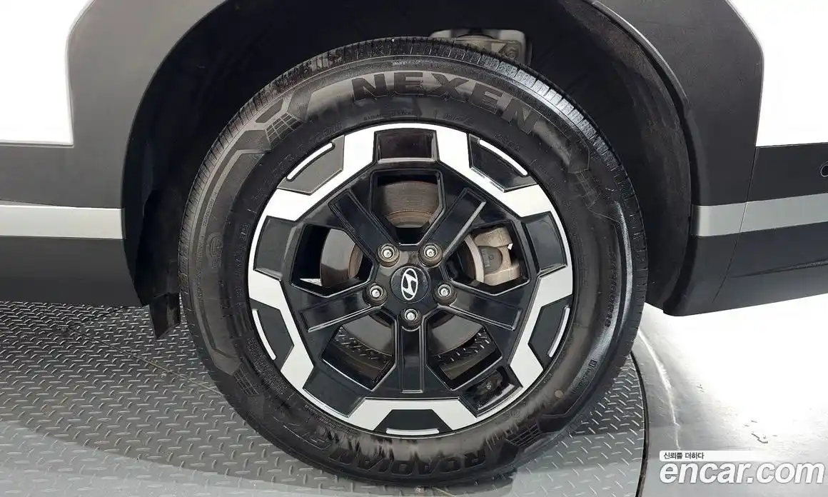 Hyundai Santa Fe 2023 2.5 автомат (гидро), фото 7