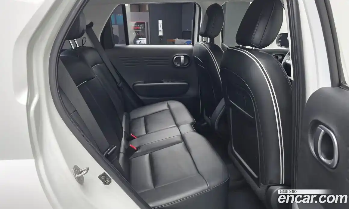 Hyundai Casper 2023 1.0 автомат (гидро), фото 16