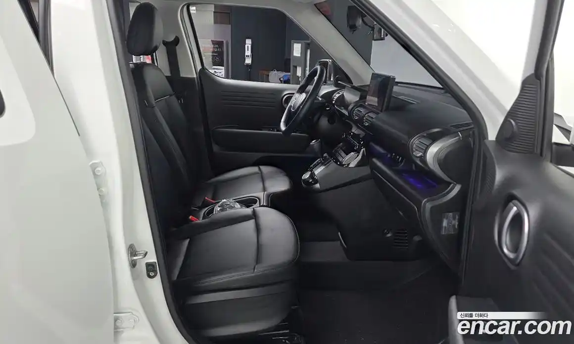 Hyundai Casper 2023 1.0 автомат (гидро), фото 17