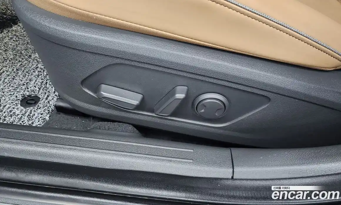 Hyundai Sonata 2024 2.0 автомат (гидро), фото 32