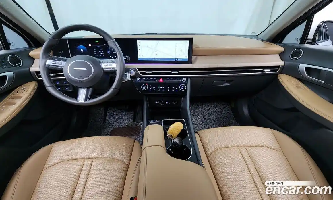 Hyundai Sonata 2024 2.0 автомат (гидро), фото 10