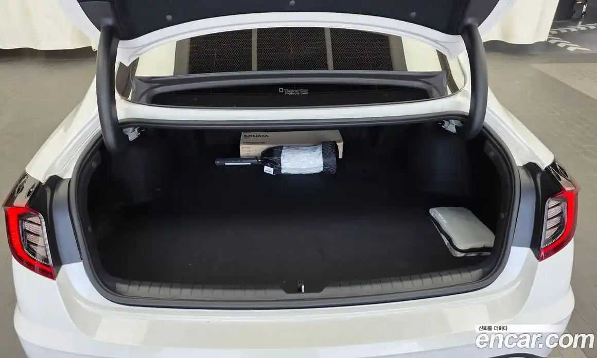 Hyundai Sonata 2022 2.0 автомат (гидро), фото 26