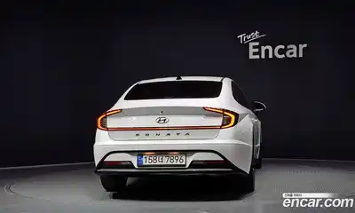 Hyundai Sonata 2022 2.0 автомат (гидро), миниатюра 4