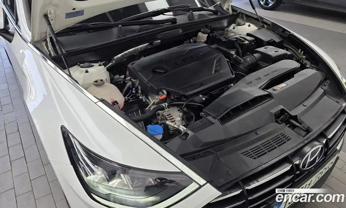 Hyundai Sonata 2022 2.0 автомат (гидро), фото 6