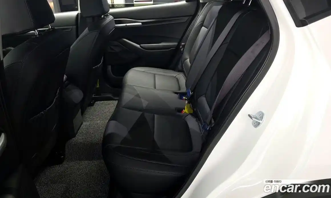 Kia Seltos 2025 1.6 автомат (гидро), фото 18