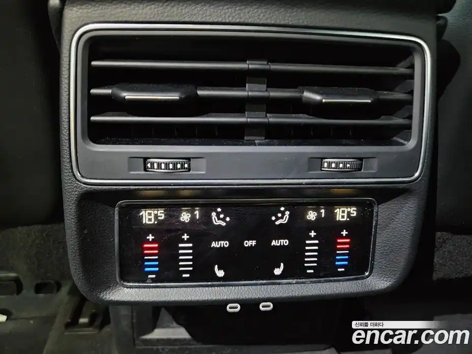 Audi Q7 2022 3.0 автомат (гидро), фото 17