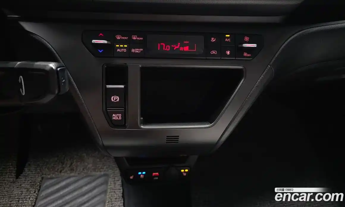 Kia Ray 2023 0.1 автомат (гидро), фото 23