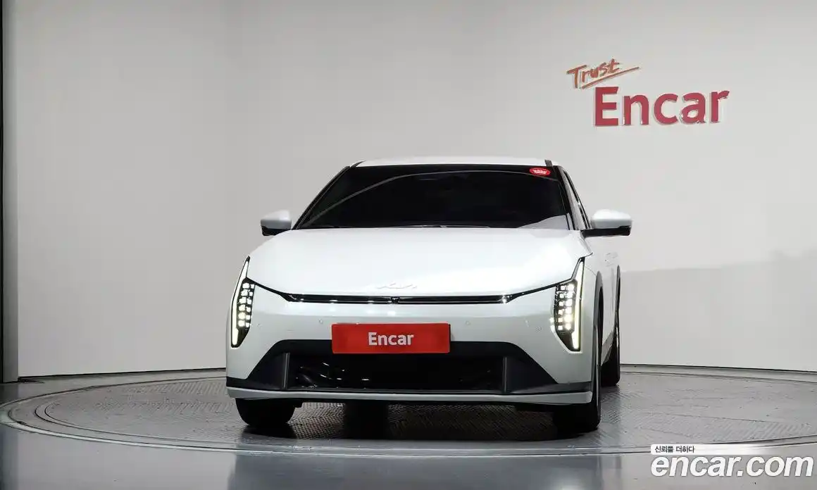 Kia EV4 2025 0.2 автомат (гидро), фото 3