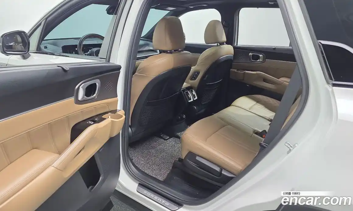 Kia Sorento 2024 1.6 автомат (гидро), фото 18