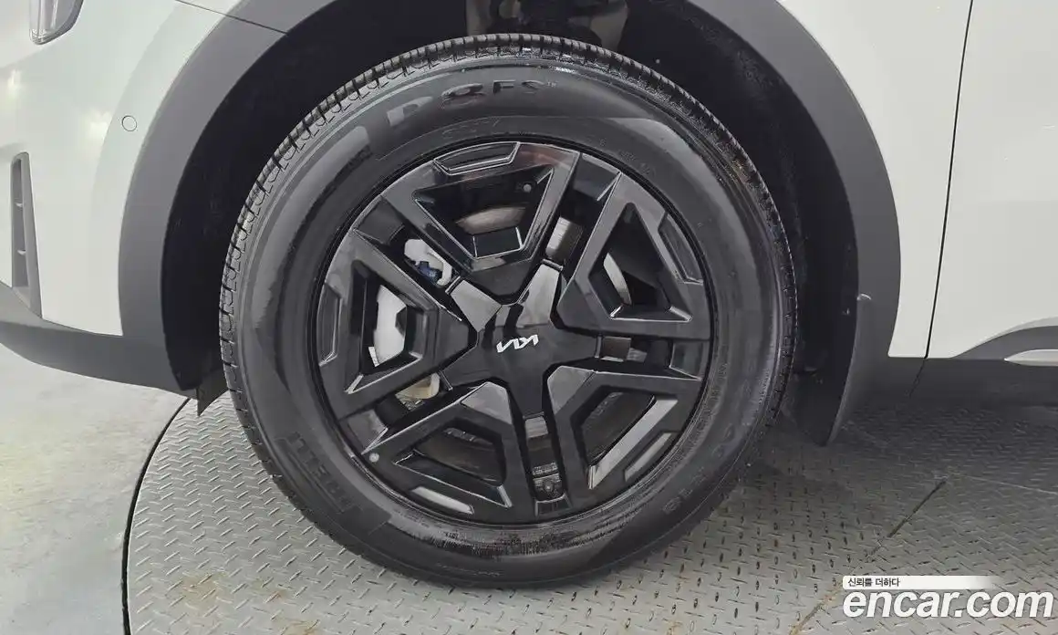 Kia Sorento 2024 1.6 автомат (гидро), фото 5