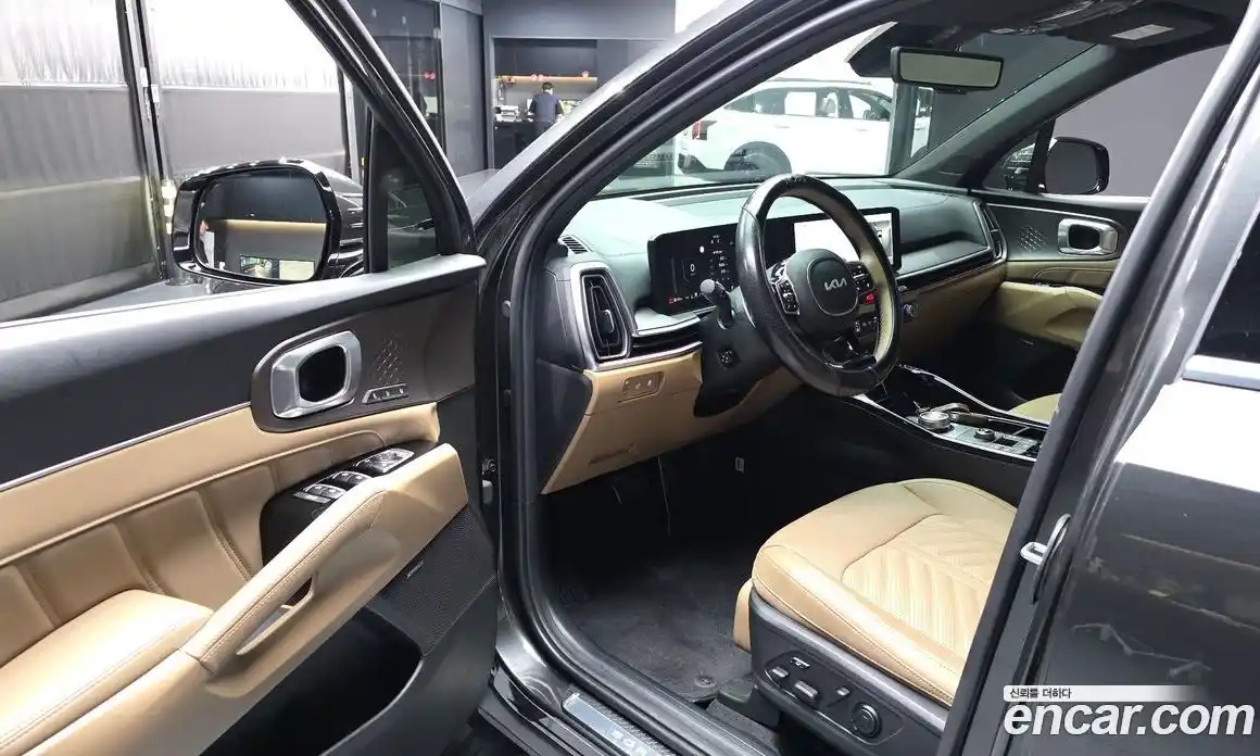 Kia Sorento 2023 1.6 автомат (гидро), фото 13