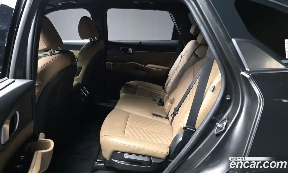Kia Sorento 2023 1.6 автомат (гидро), фото 16