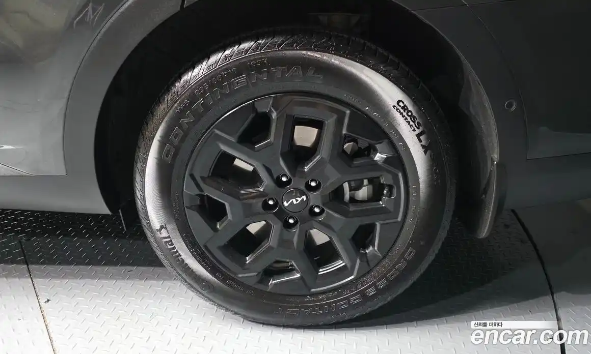 Kia Sorento 2023 1.6 автомат (гидро), фото 5