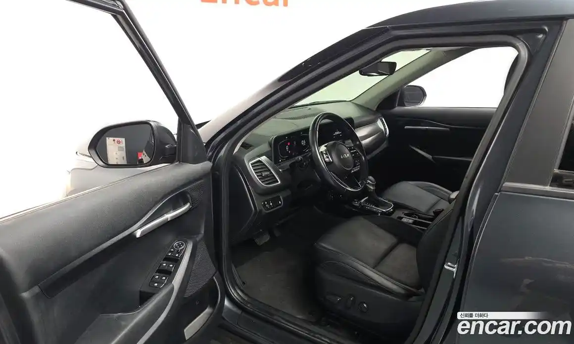 Kia Seltos 2023 1.6 автомат (гидро), фото 10