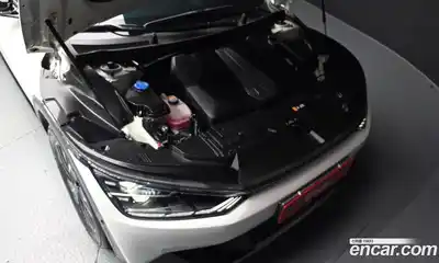 Kia EV6 2023 0.1 автомат (гидро), миниатюра 6