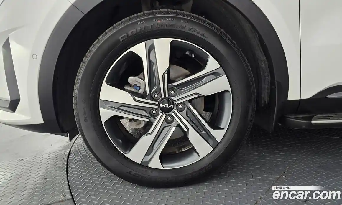 Kia Sorento 2022 1.6 автомат (гидро), фото 5