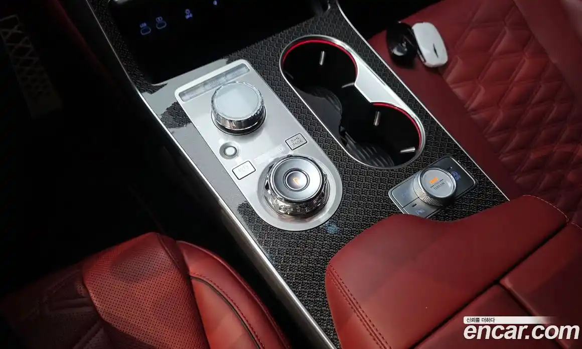 Genesis GV80 2024 3.5 автомат (гидро), фото 11