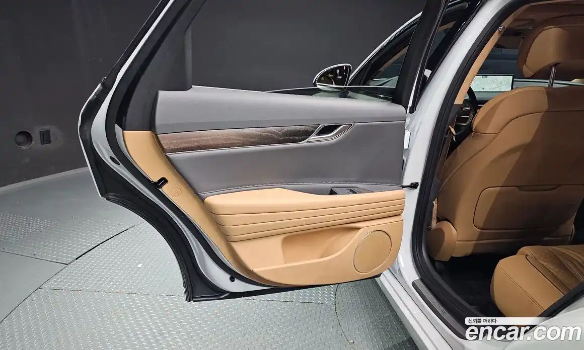 Genesis G80 2023 2.5 автомат (гидро), фото 15