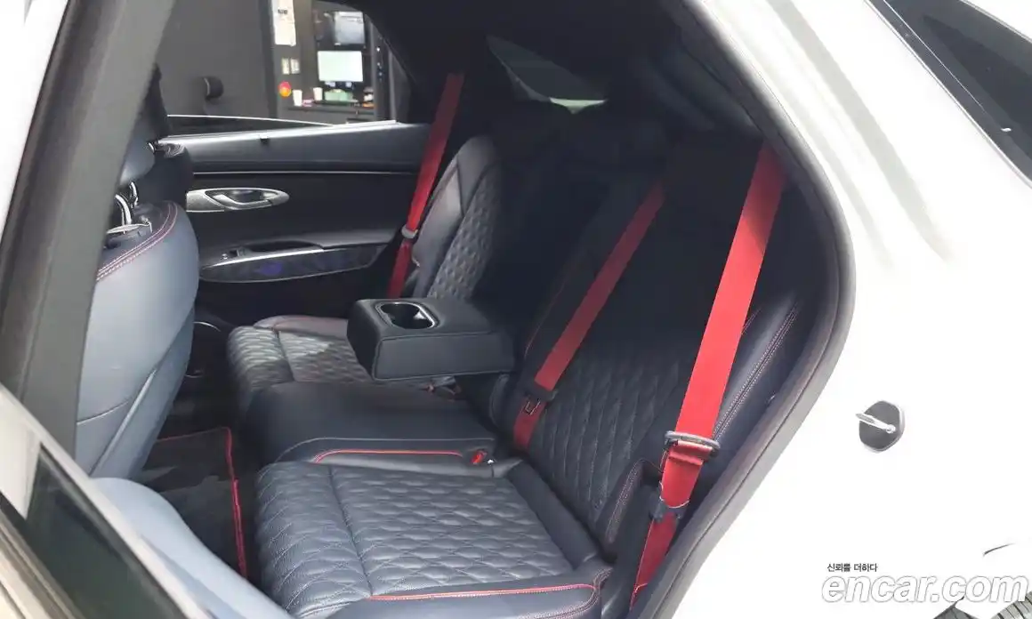 Genesis GV70 2022 2.5 автомат (гидро), фото 18