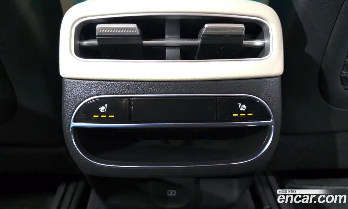 Genesis GV70 2021 2.5 автомат (гидро), фото 24