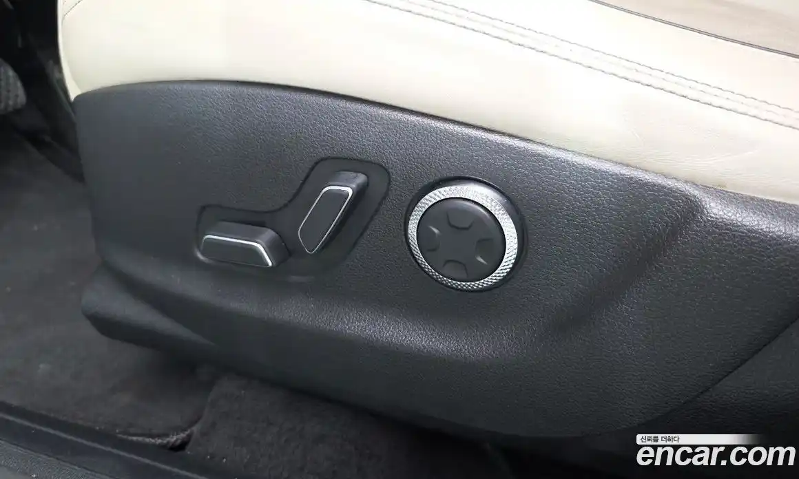 Genesis GV70 2021 2.5 автомат (гидро), фото 31