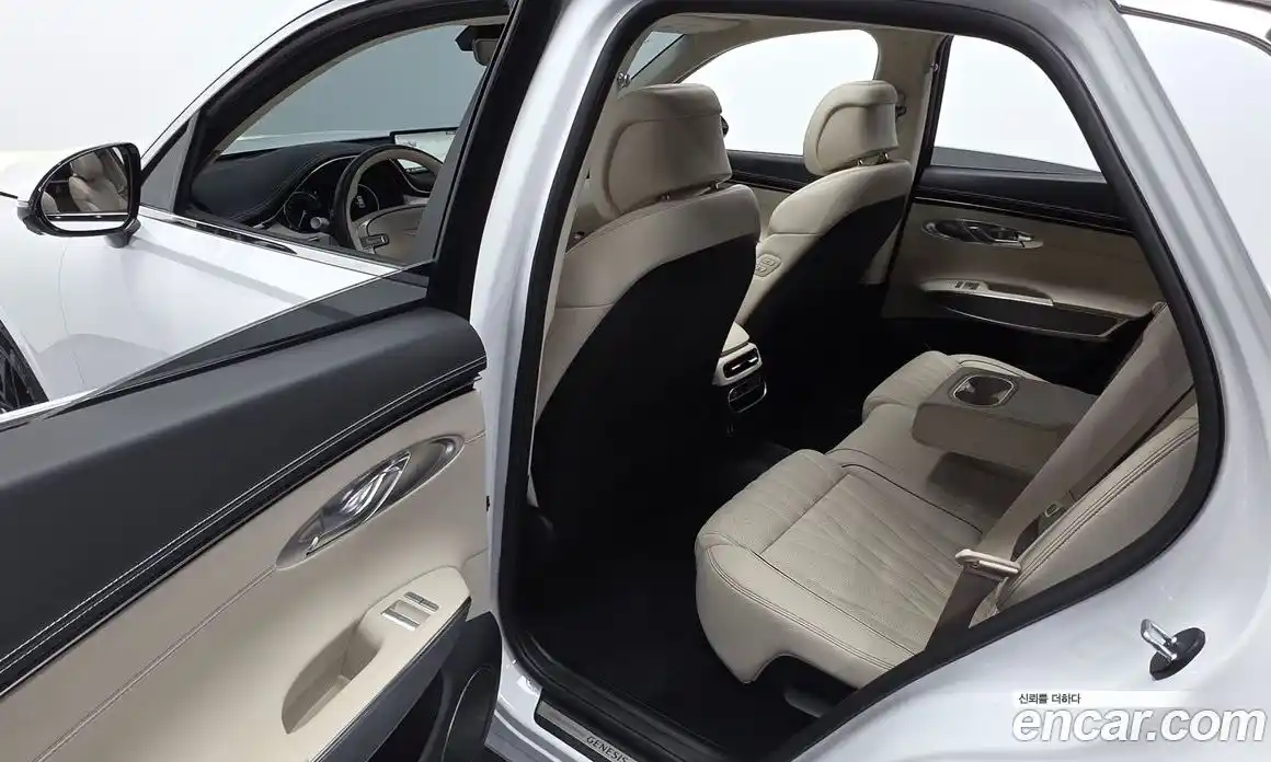 Genesis GV70 2023 2.5 автомат (гидро), фото 11