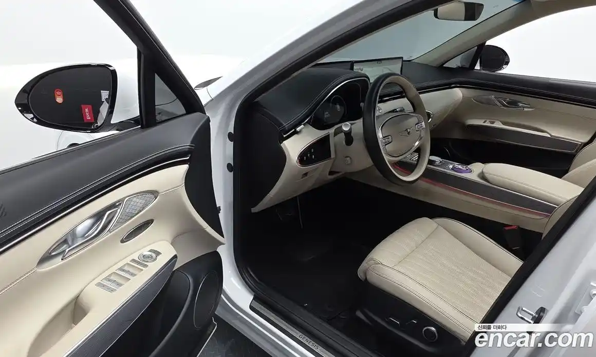 Genesis GV70 2023 2.5 автомат (гидро), фото 10