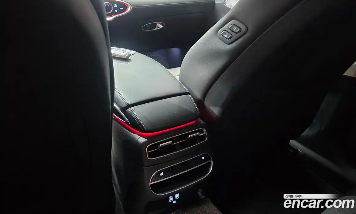 Genesis GV70 2023 2.5 автомат (гидро), фото 29