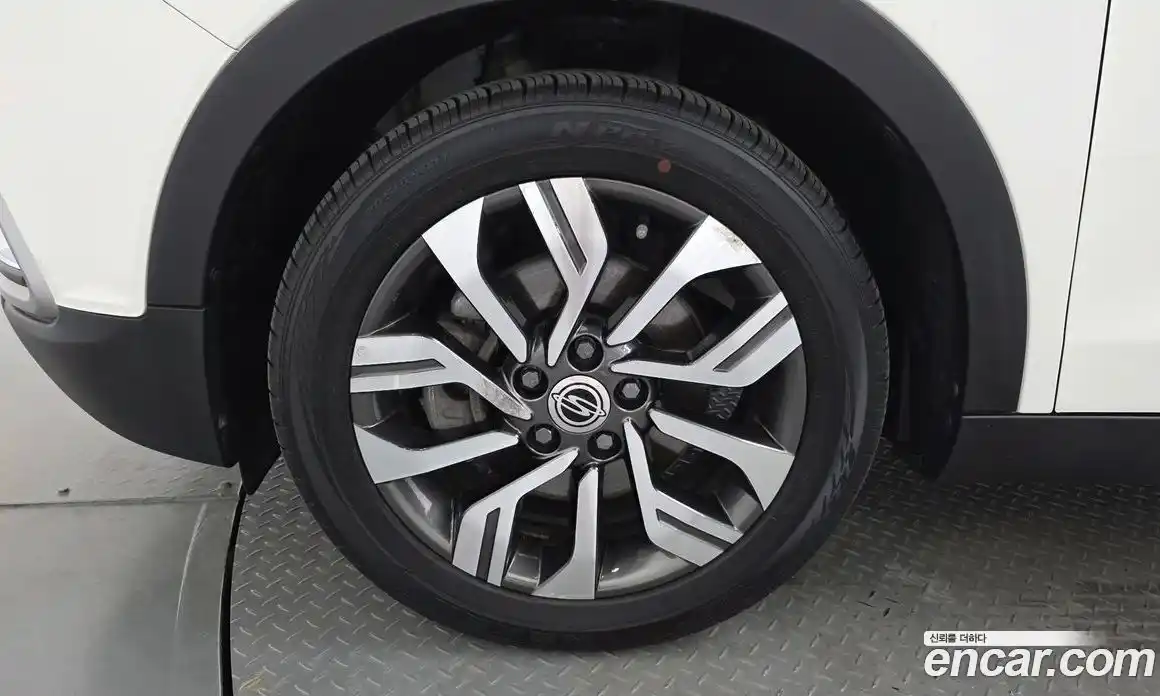 SsangYong TIBOLI 2017 1.6 автомат (гидро), фото 5