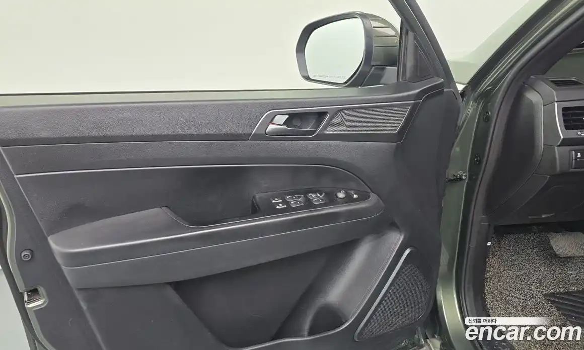 SsangYong Rexton 2022 2.2 автомат (гидро), фото 14