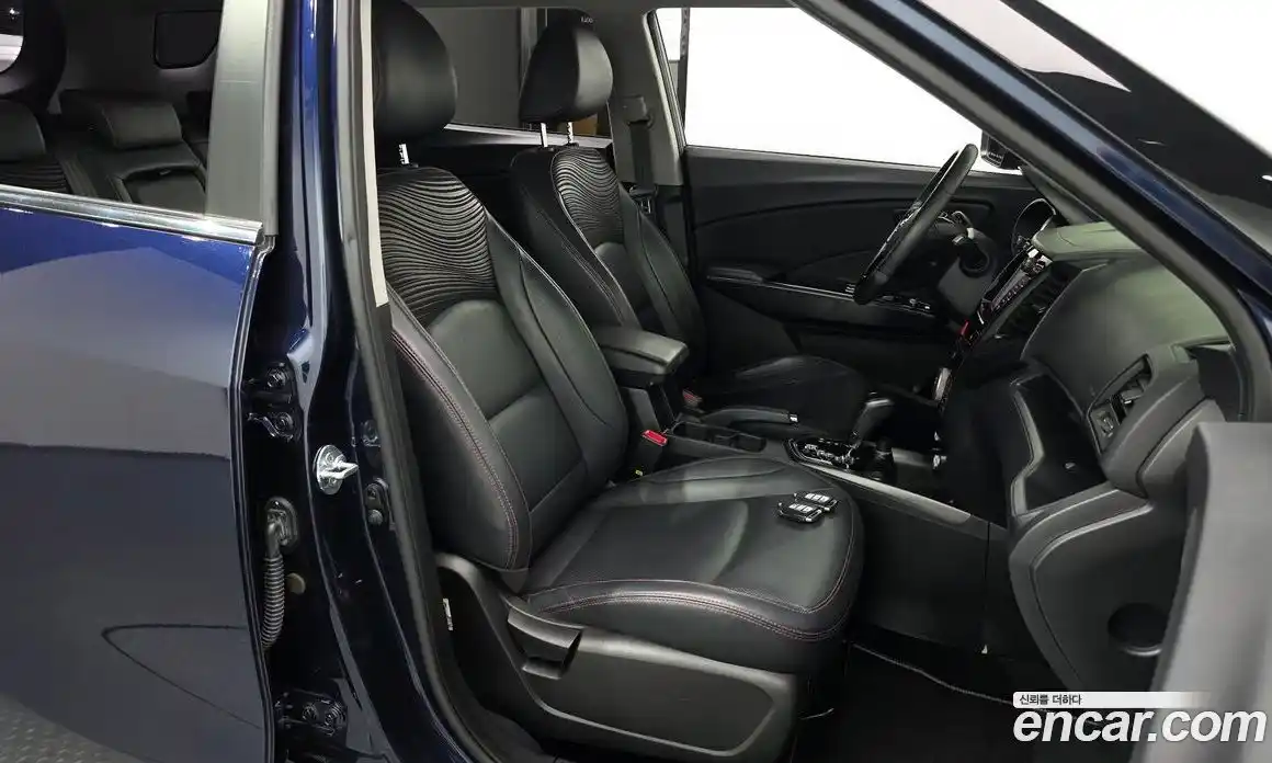 SsangYong TIBOLI 2016 1.6 автомат (гидро), фото 17