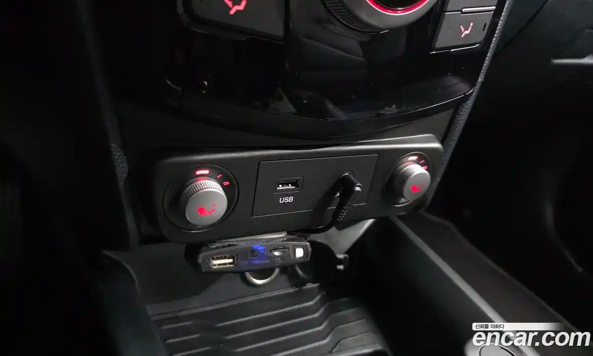 SsangYong TIBOLI 2016 1.6 автомат (гидро), фото 22