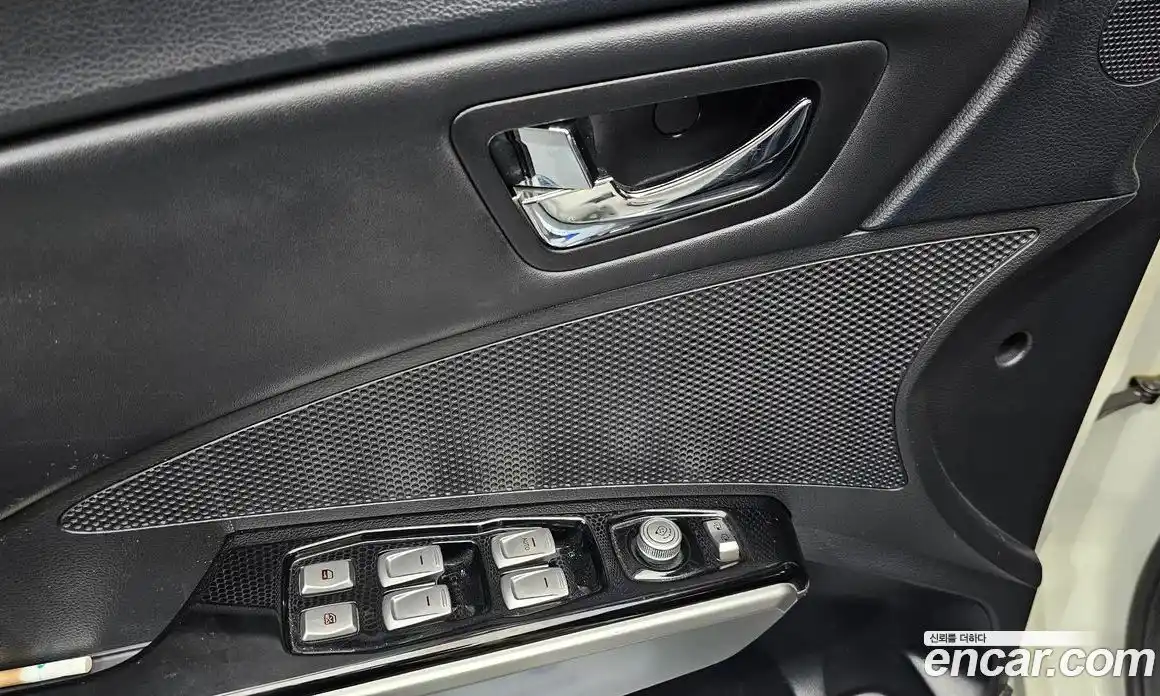 SsangYong TIBOLI 2015 1.6 автомат (гидро), фото 22