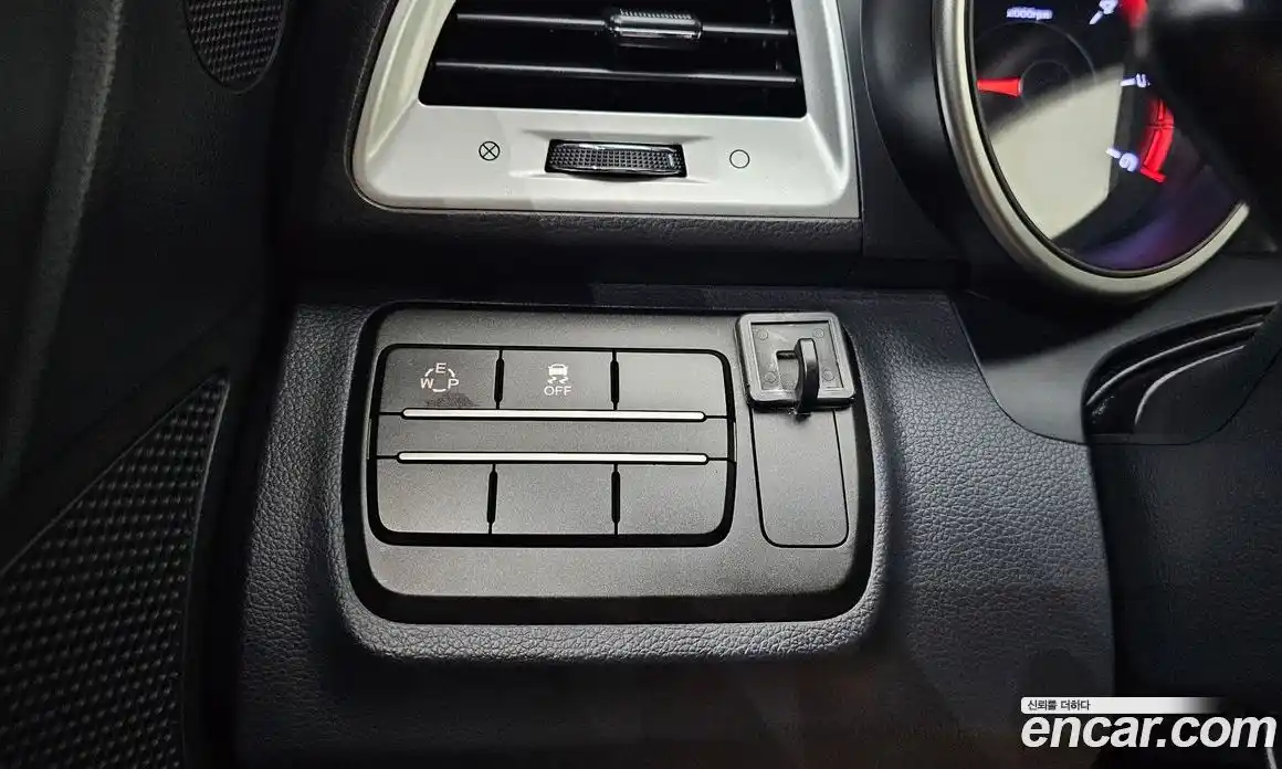 SsangYong TIBOLI 2015 1.6 автомат (гидро), фото 23