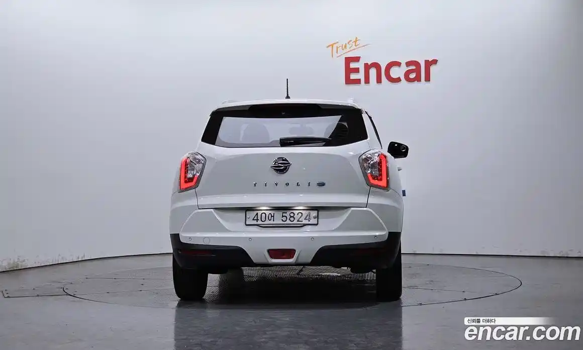 SsangYong TIBOLI 2015 1.6 автомат (гидро), фото 4