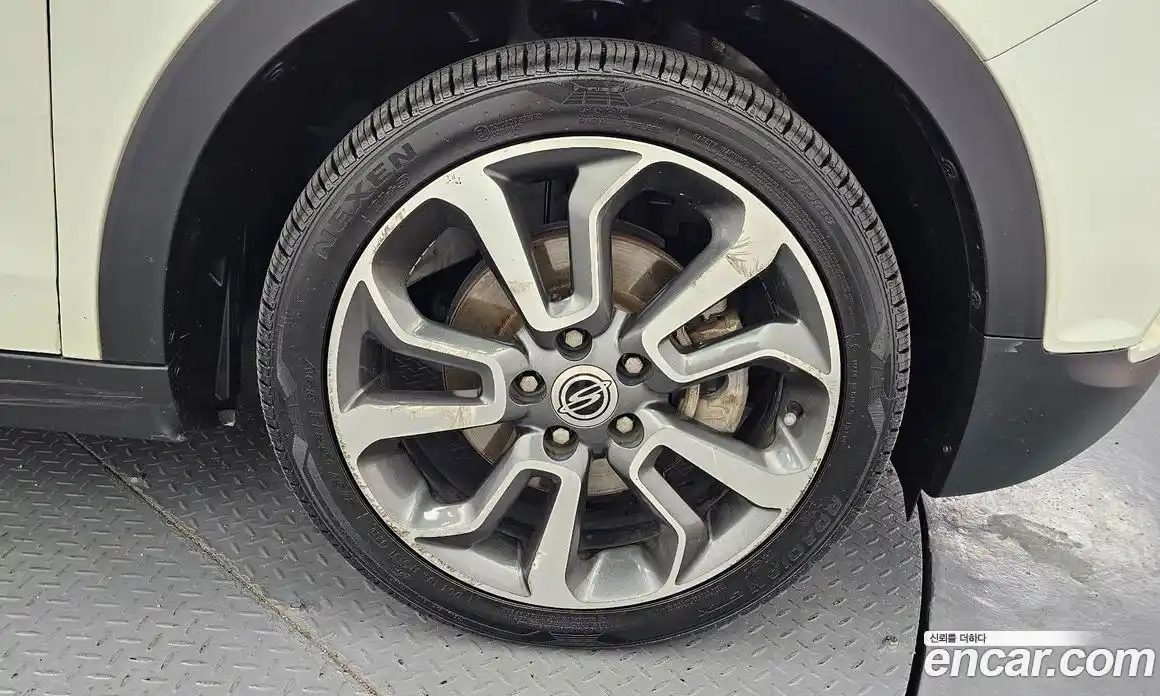 SsangYong TIBOLI 2015 1.6 автомат (гидро), фото 7