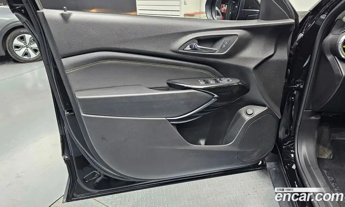 Chevrolet Trax 2024 1.2 автомат (гидро), фото 14