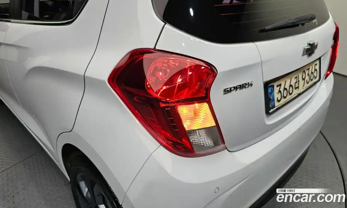 Chevrolet Spark 2020 1.0 автомат (гидро), фото 9