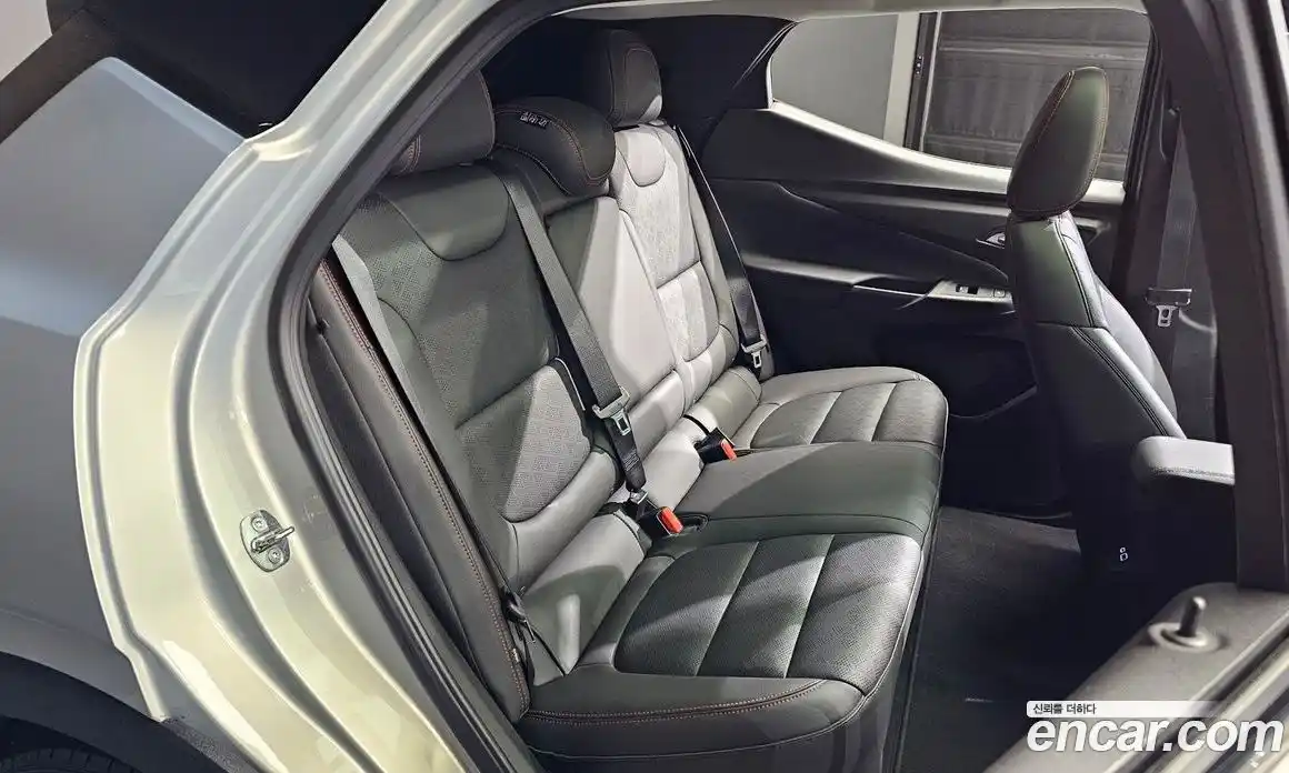 Chevrolet 볼트 EUV 2023 0.2 автомат (гидро), фото 18