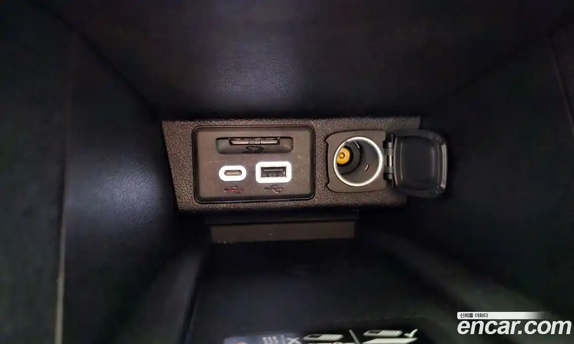 Chevrolet 볼트 EUV 2023 0.2 автомат (гидро), фото 20