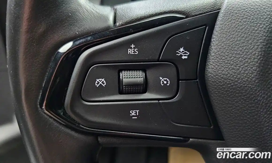 Chevrolet 볼트 EUV 2023 0.2 автомат (гидро), фото 25